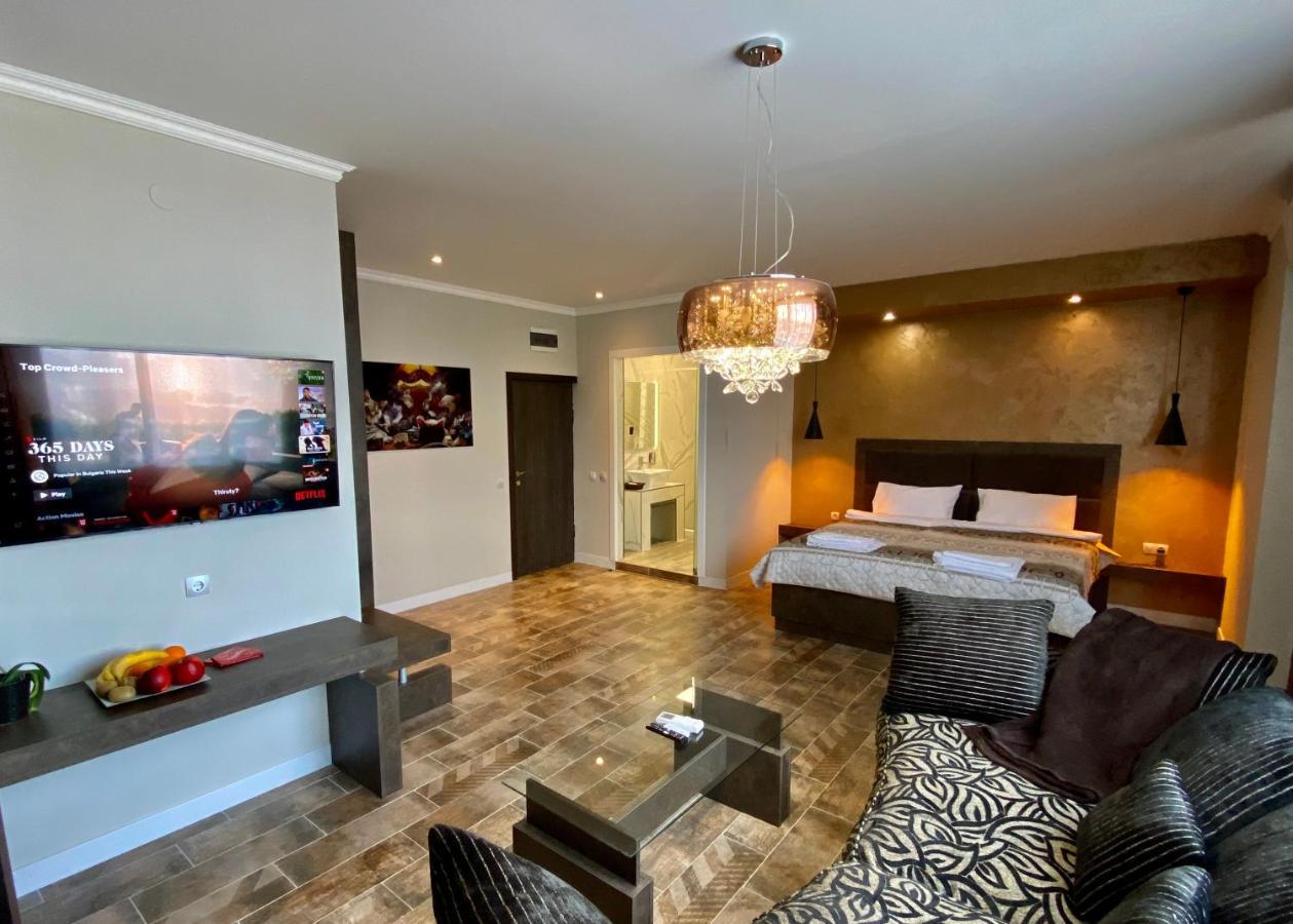 Luxury Apartments Ivon Plovdiv Buitenkant foto