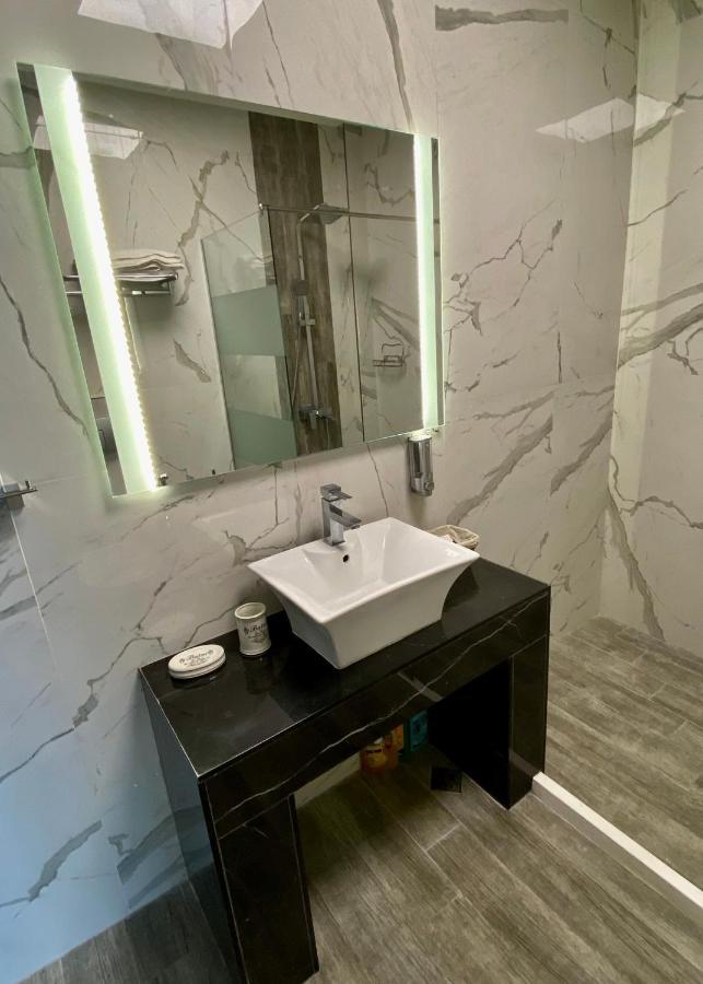 Luxury Apartments Ivon Plovdiv Buitenkant foto