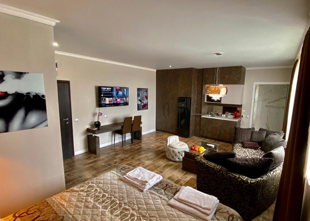 Luxury Apartments Ivon Plovdiv Buitenkant foto